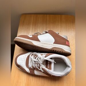 Air Walk Sneakers Size 8.5